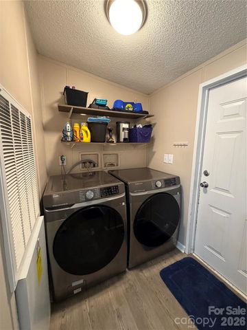 32139 Blakley Drive, Albemarle, NC 28001