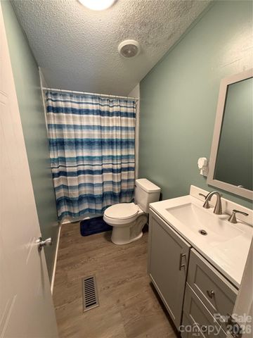 32139 Blakley Drive, Albemarle, NC 28001
