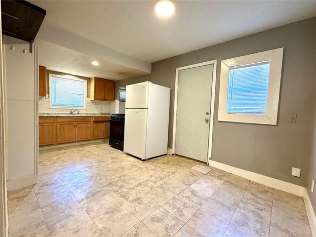 4727 Eppes Street, Houston, TX 77021