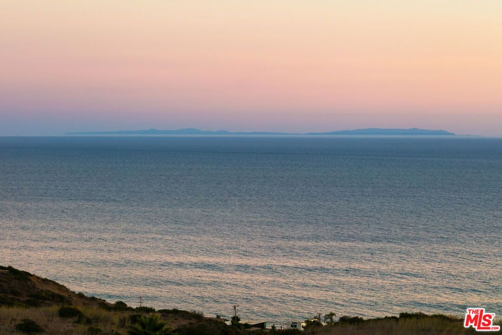 24624 Blue Dane Lane, Malibu, CA 90265 — photo 2