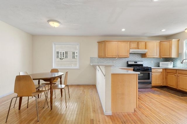 224 Pleasant Street A, Lowell, MA 01852