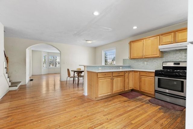 224 Pleasant Street A, Lowell, MA 01852