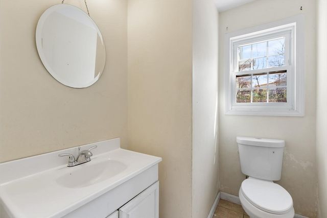 224 Pleasant Street A, Lowell, MA 01852