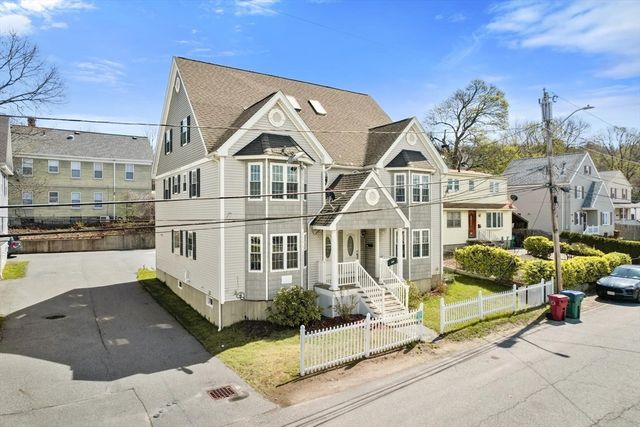 224 Pleasant Street A, Lowell, MA 01852