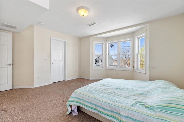 224 Pleasant Street A, Lowell, MA 01852