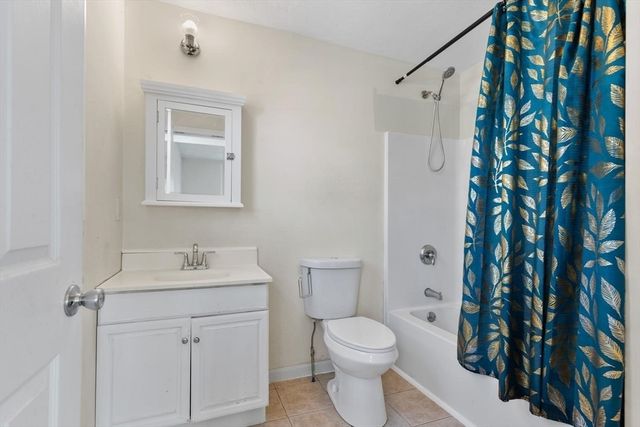 224 Pleasant Street A, Lowell, MA 01852