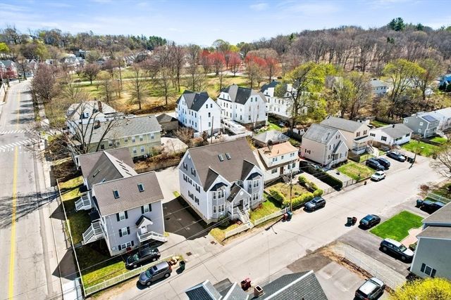 224 Pleasant Street A, Lowell, MA 01852