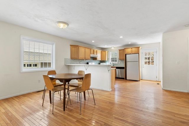 224 Pleasant Street A, Lowell, MA 01852