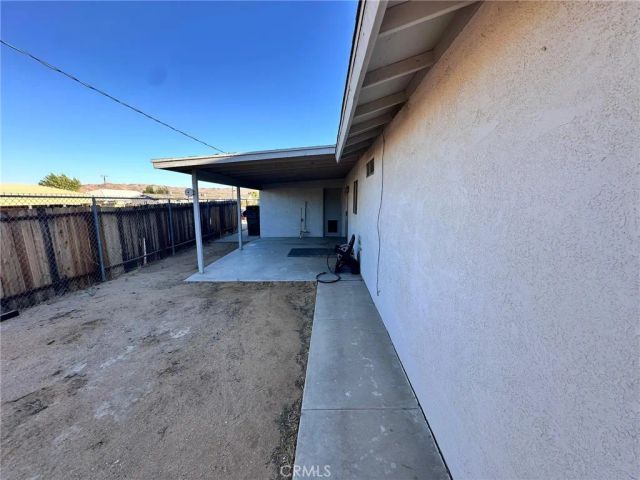 926 W Dolphin Avenue, Ridgecrest, CA 93555