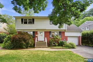 243 Woodland Avenue, River Edge, NJ 07661