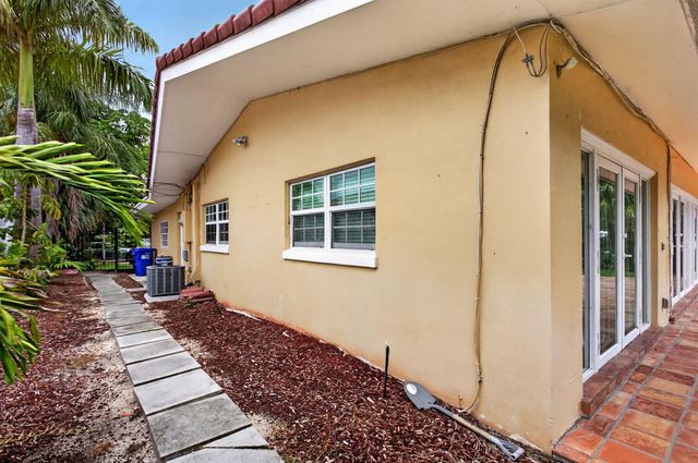1390 E Terra Mar Drive, Pompano Beach, FL 33062