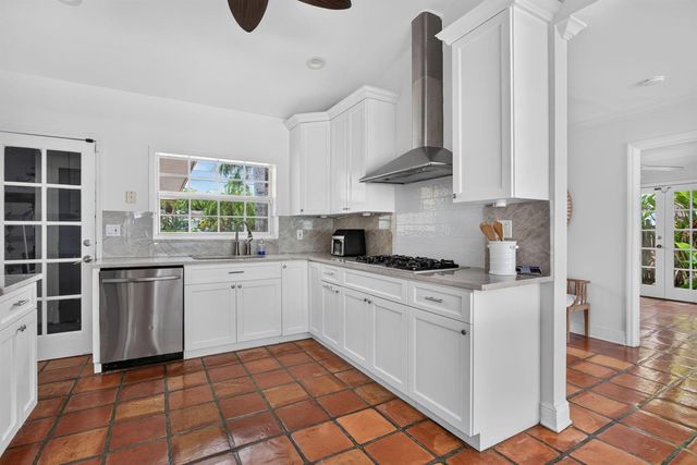 1390 E Terra Mar Drive, Pompano Beach, FL 33062