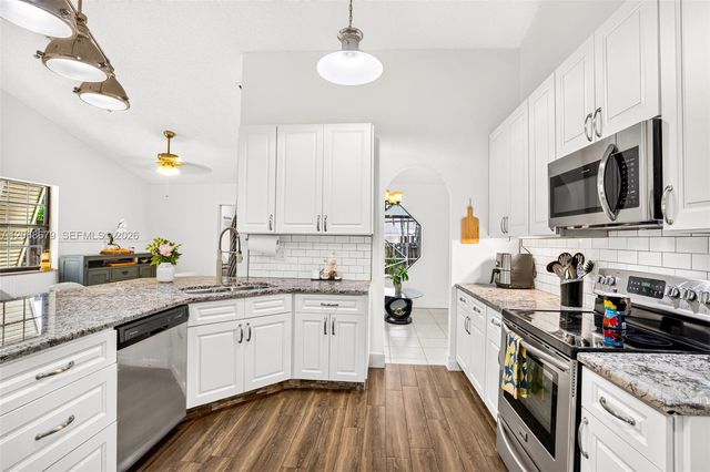 15705 SW 7th Place, Sunrise, FL 33326