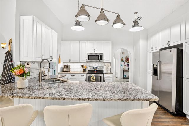 15705 SW 7th Place, Sunrise, FL 33326