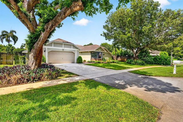 15705 SW 7th Place, Sunrise, FL 33326