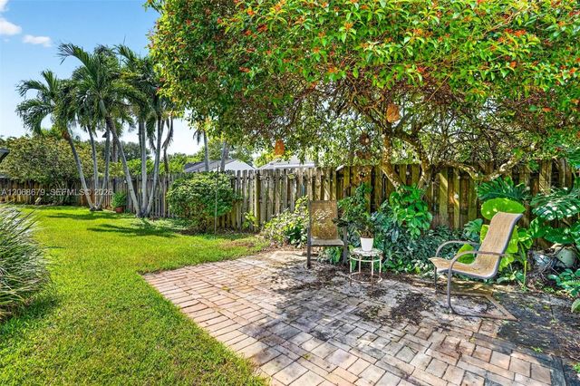 15705 SW 7th Place, Sunrise, FL 33326