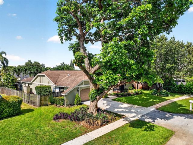15705 SW 7th Place, Sunrise, FL 33326