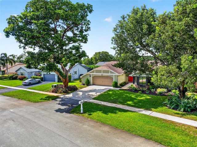 15705 SW 7th Place, Sunrise, FL 33326