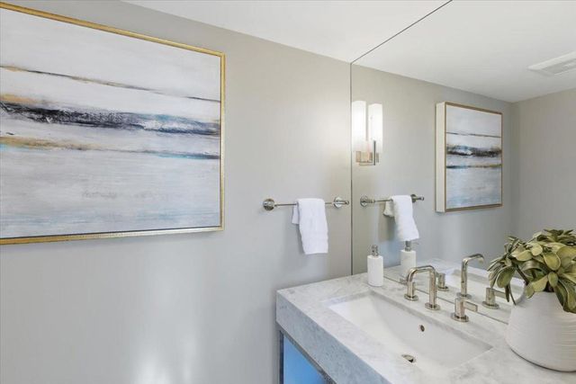 652 Sand Hill Circle, Menlo Park, CA 94025