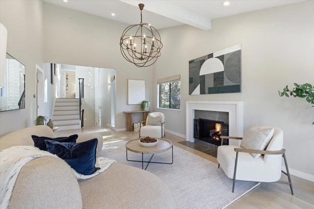 652 Sand Hill Circle, Menlo Park, CA 94025