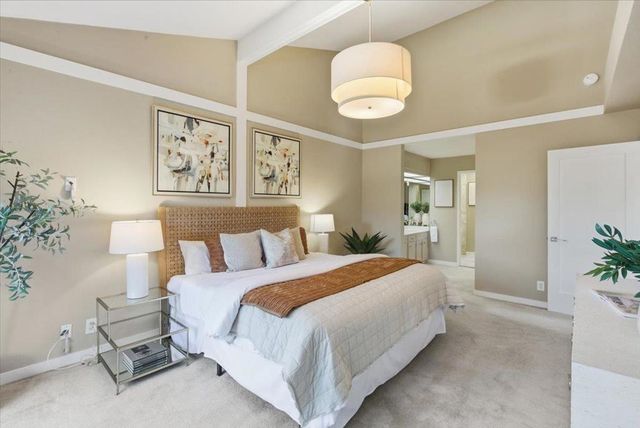 652 Sand Hill Circle, Menlo Park, CA 94025