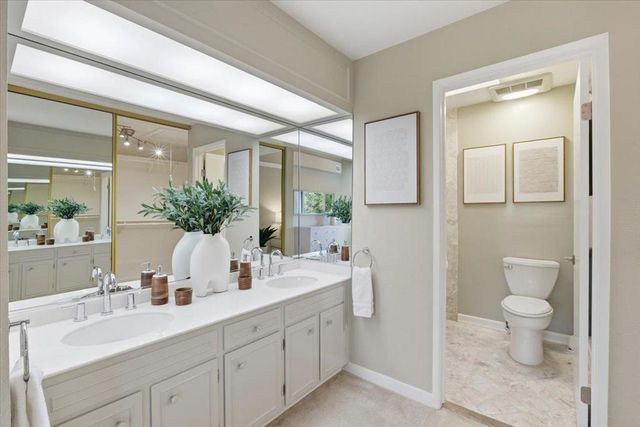 652 Sand Hill Circle, Menlo Park, CA 94025