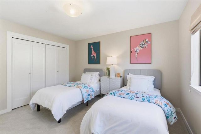 652 Sand Hill Circle, Menlo Park, CA 94025