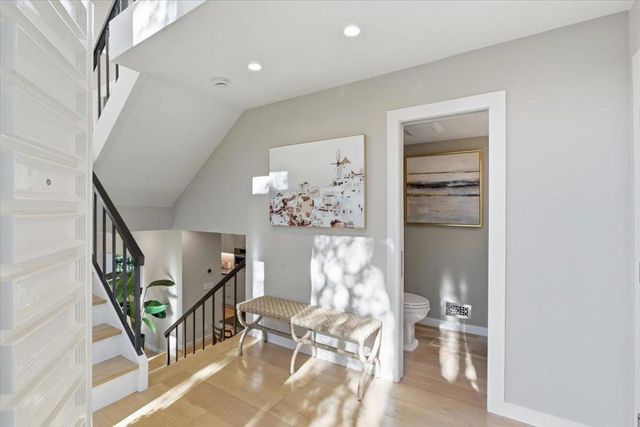 652 Sand Hill Circle, Menlo Park, CA 94025