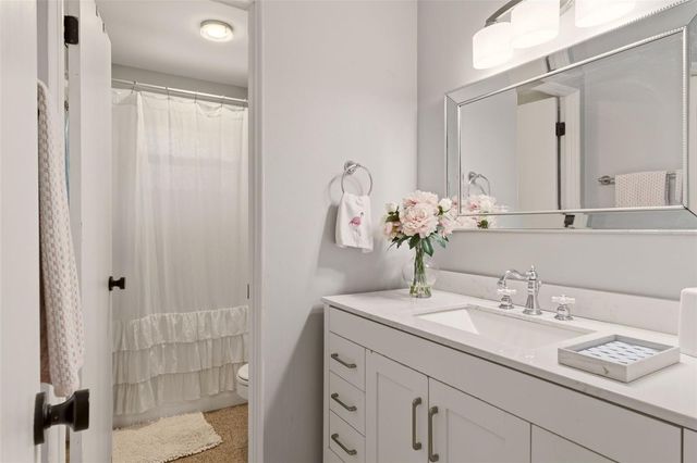 517 S PENINSULA AVENUE, New Smyrna Beach, FL 32169