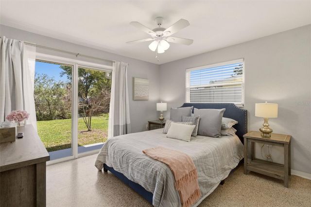 517 S PENINSULA AVENUE, New Smyrna Beach, FL 32169