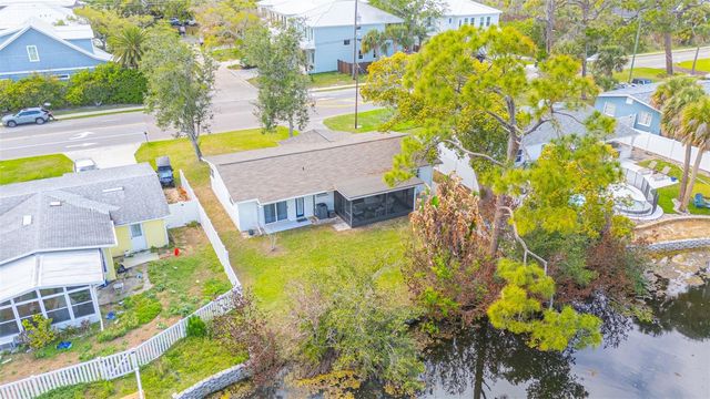 517 S PENINSULA AVENUE, New Smyrna Beach, FL 32169