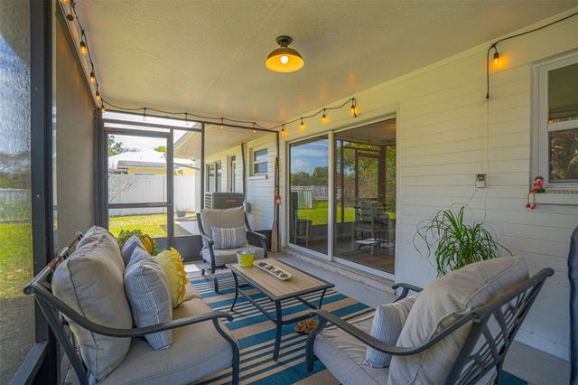 517 S PENINSULA AVENUE, New Smyrna Beach, FL 32169