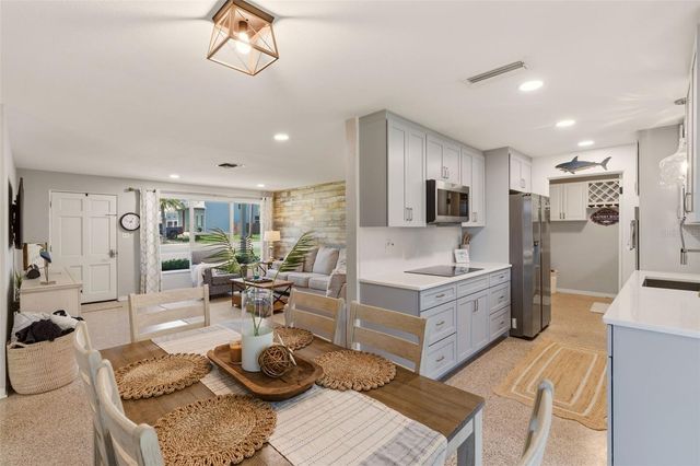 517 S PENINSULA AVENUE, New Smyrna Beach, FL 32169