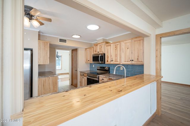 9732 W STAGECOACH Court, Sun City, AZ 85373