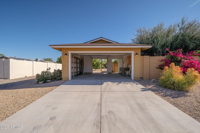 9732 W STAGECOACH Court, Sun City, AZ 85373