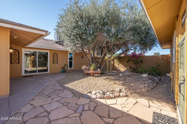 9732 W STAGECOACH Court, Sun City, AZ 85373