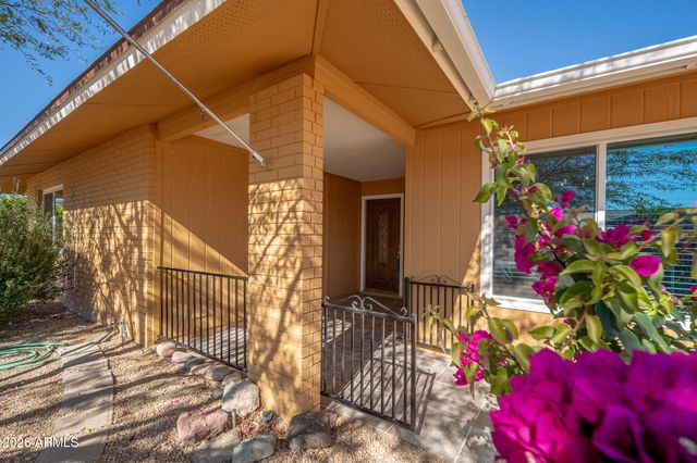 9732 W STAGECOACH Court, Sun City, AZ 85373