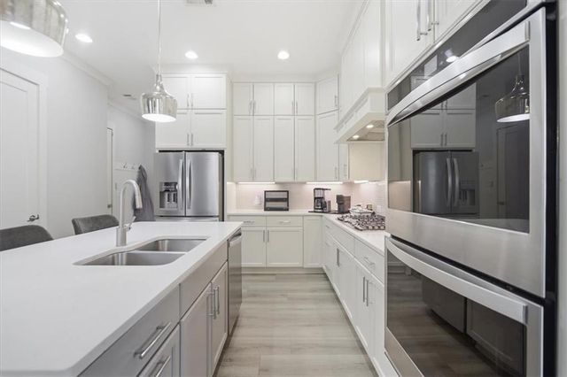 262 Dawson Drive, Woodstock, GA 30188