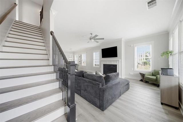 262 Dawson Drive, Woodstock, GA 30188