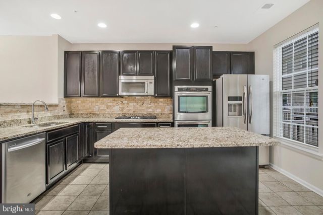 1612 FERNWOOD DR, Upper Marlboro, MD 20774