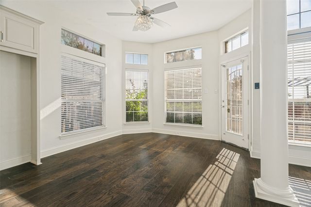 9028 Bottlebrush Lane, Irving, TX 75063