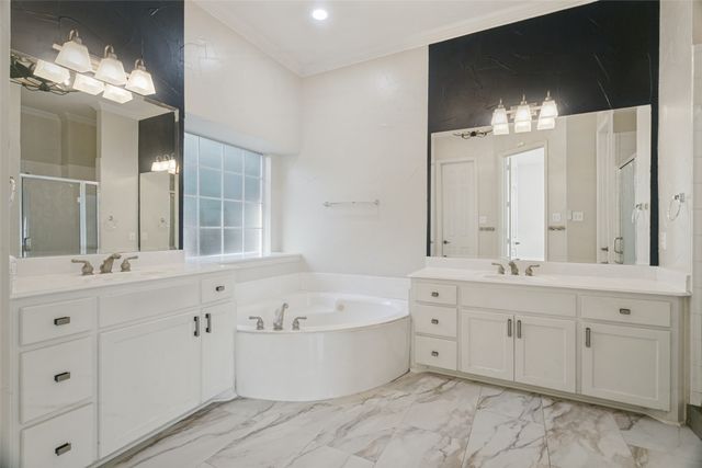 9028 Bottlebrush Lane, Irving, TX 75063