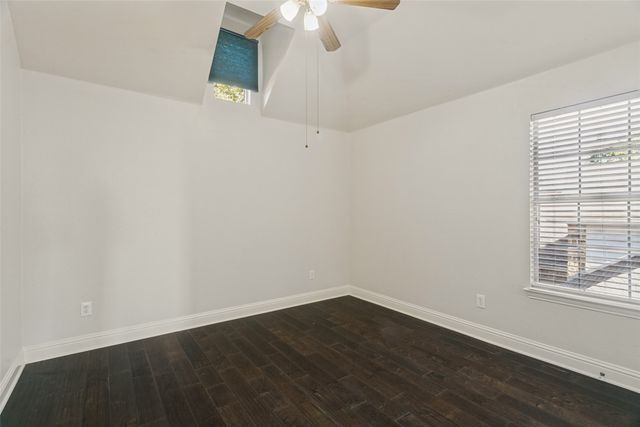 9028 Bottlebrush Lane, Irving, TX 75063