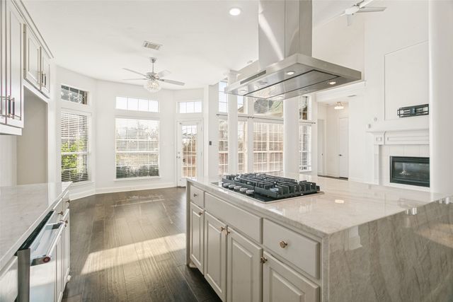 9028 Bottlebrush Lane, Irving, TX 75063