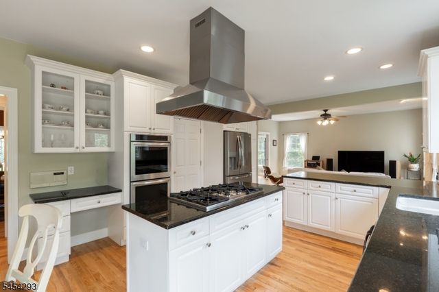 100 Shongum Rd, Randolph Twp., NJ 07869