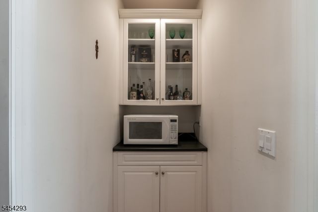 100 Shongum Rd, Randolph Twp., NJ 07869