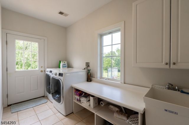 100 Shongum Rd, Randolph Twp., NJ 07869