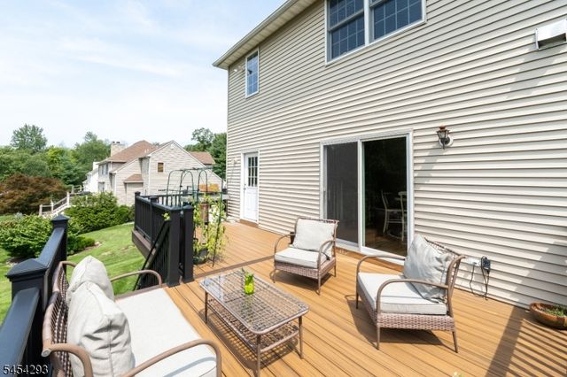 100 Shongum Rd, Randolph Twp., NJ 07869