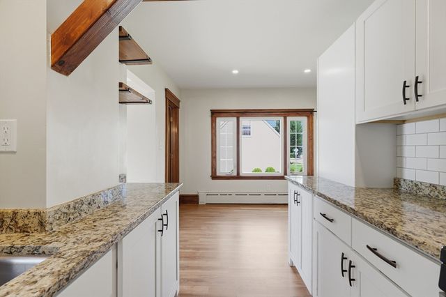 4 Drummond Avenue, Worcester, MA 01605
