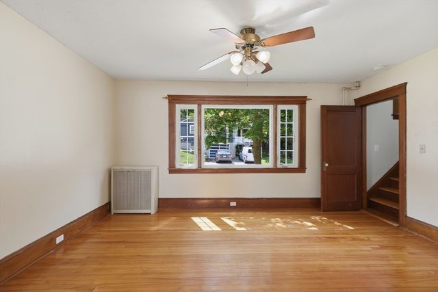 4 Drummond Avenue, Worcester, MA 01605